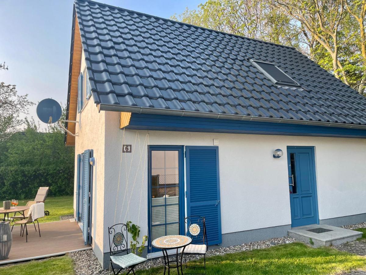 Villa Ferienhaus Biedermann Wiek auf Rügen Exterior foto